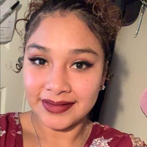 Meet your Posher, Karla